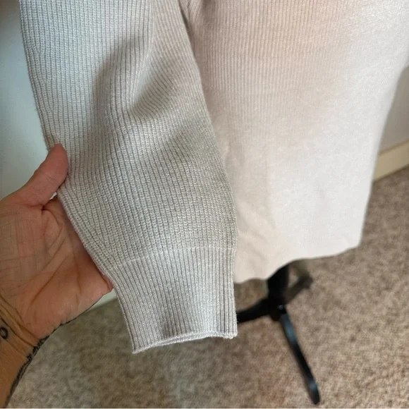 BB DAKOTA Light Grey Soft Knit Sweater Dress Plush High Neck Long Sleeve Large - Picture 10 of 15